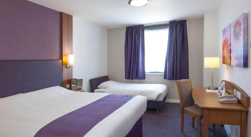 Premier Inn Chester Central - North Room photo