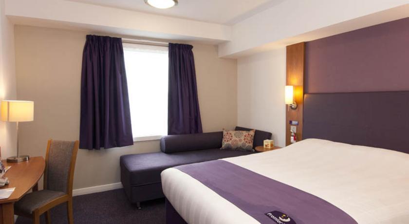 Premier Inn Chester Central - North Room photo