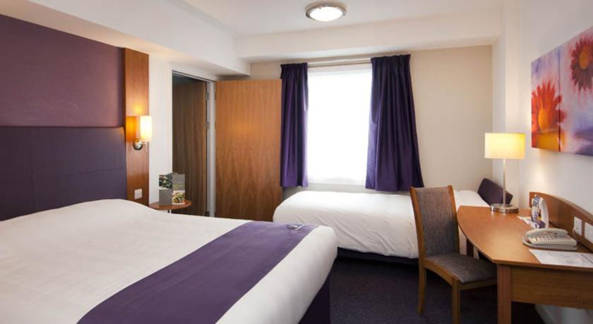 Premier Inn Chester Central - North Room photo