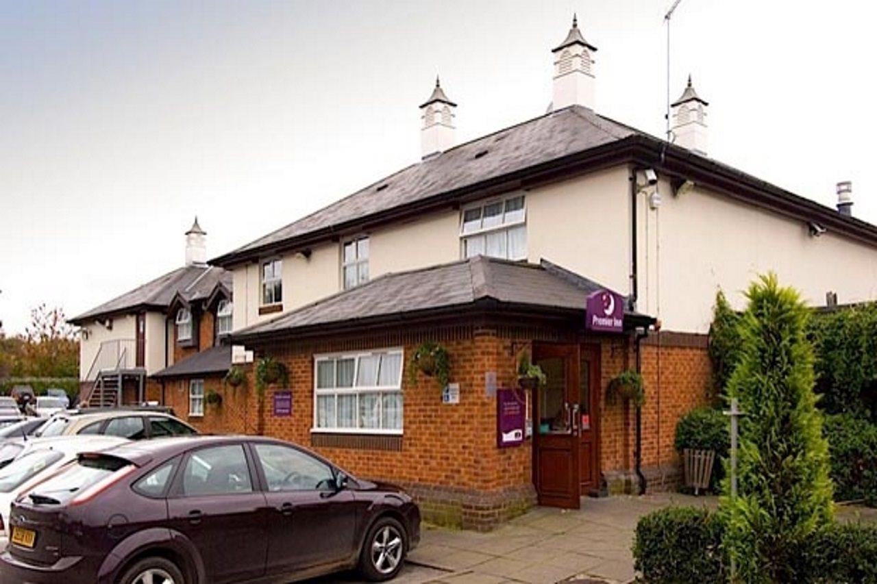 Premier Inn Chester Central - North Exterior photo